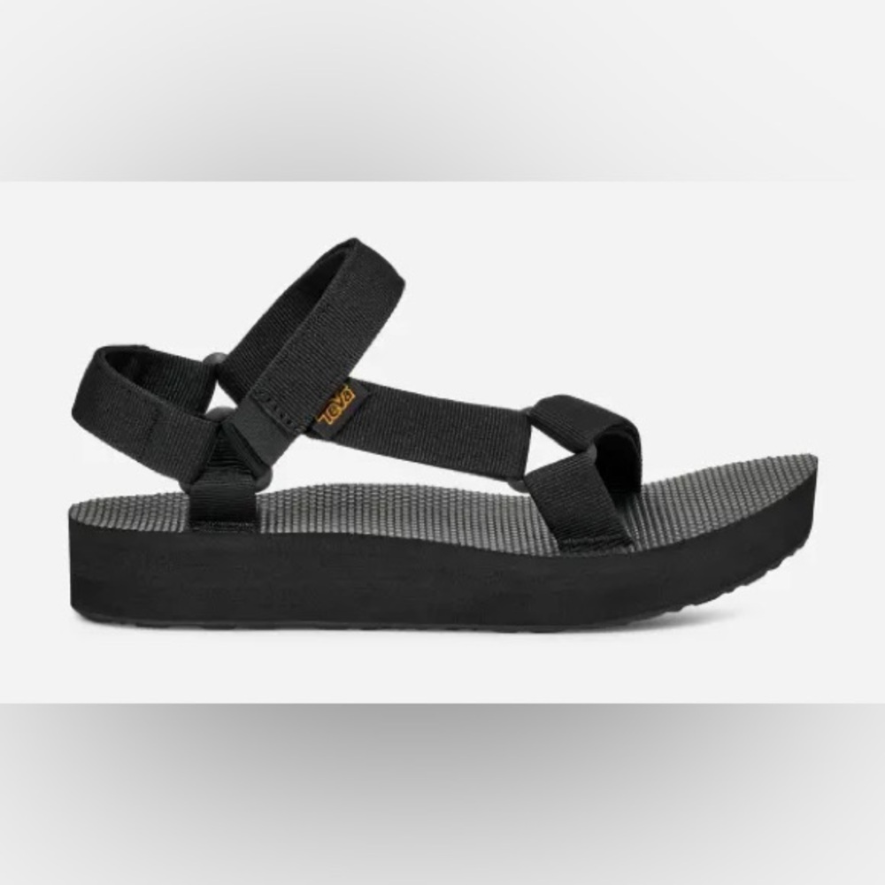 EUC Teva Black Platform Sandals sz6